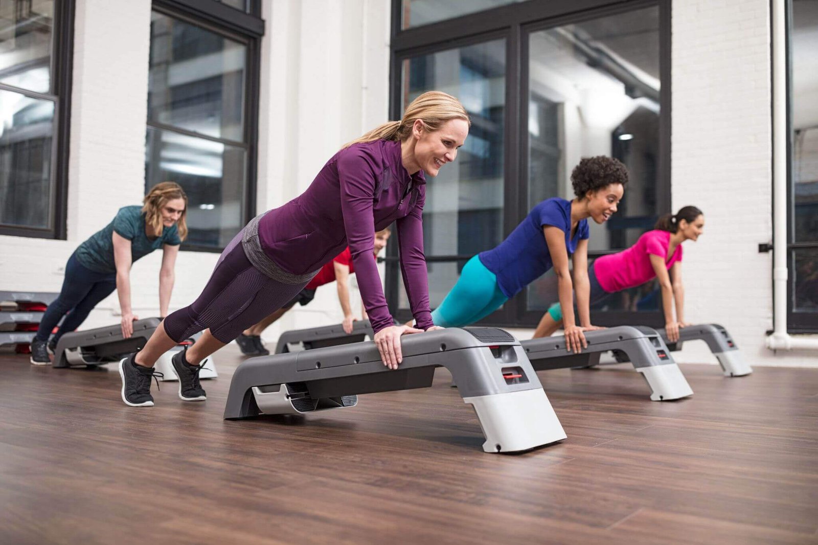 LIFE FITNESS STUDIO DECK