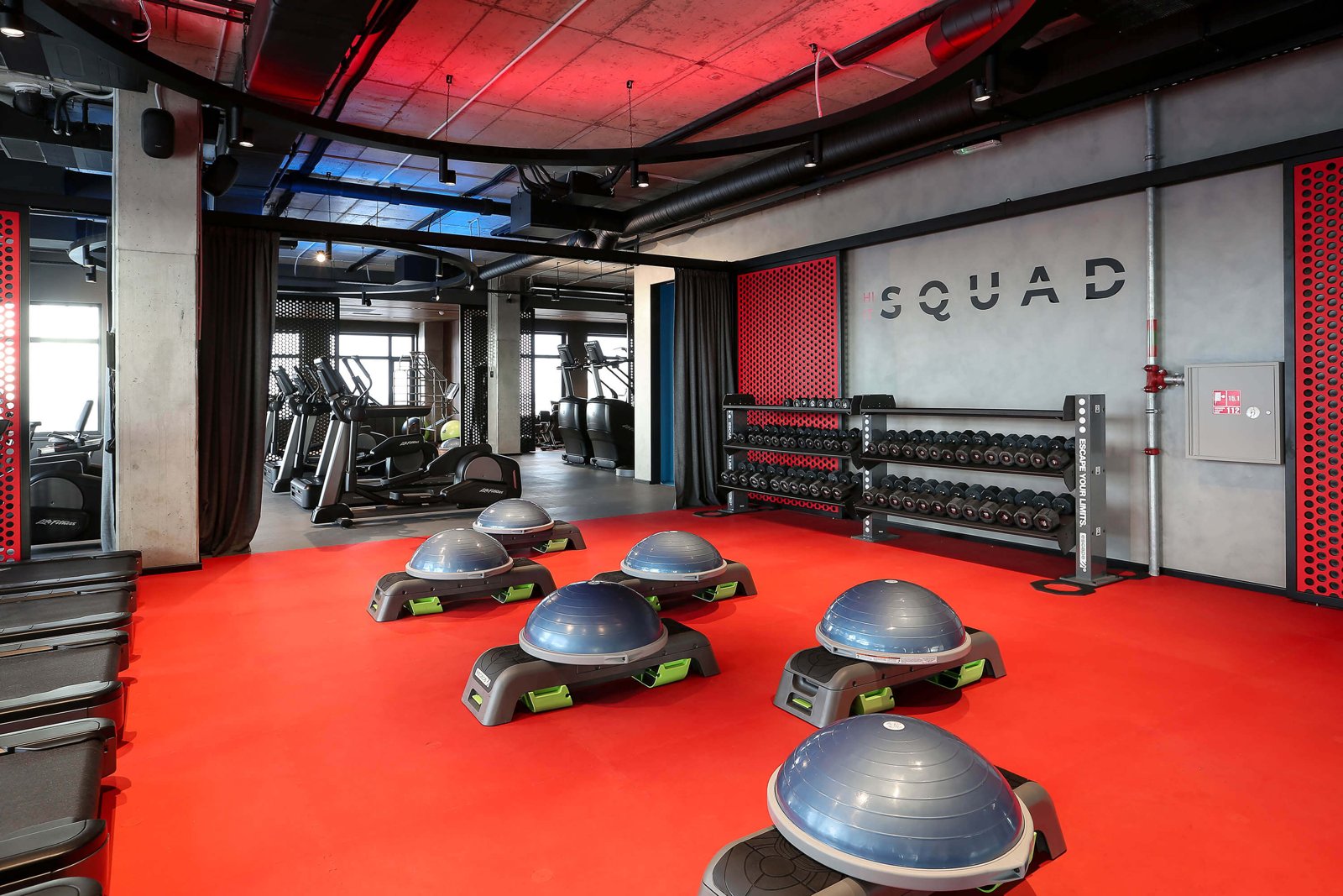 Squad Hour fitnesa klubs, foto 22